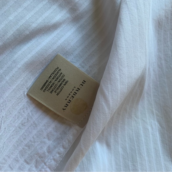 Men’s Burberry short sleeve button up - Picture 9 of 9